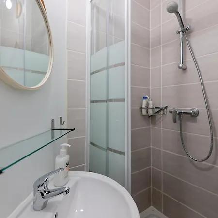 A 5 Minutes De La A Pied Apartamento *